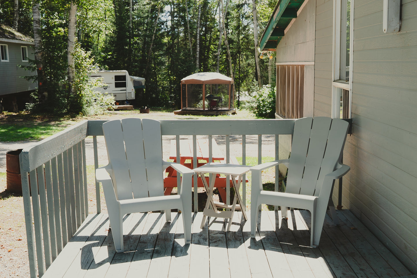 Chalets et emplacements au camping Remigny